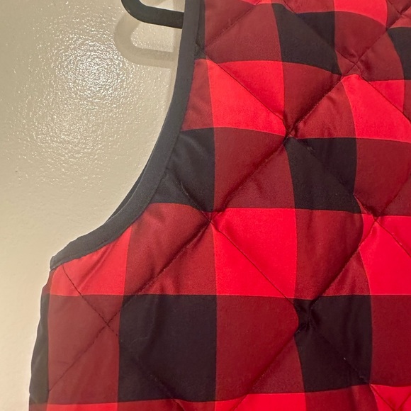 J CREW buffalo plaid navy and red quilted vest - Picture 3 of 9